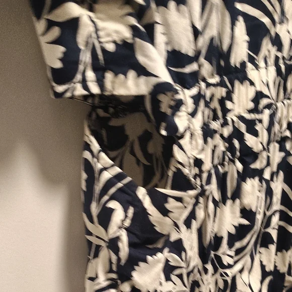 Old Navy Waist-Defined Midi Shirt Dress Navy Blue White Floral L - Picture 9 of 10